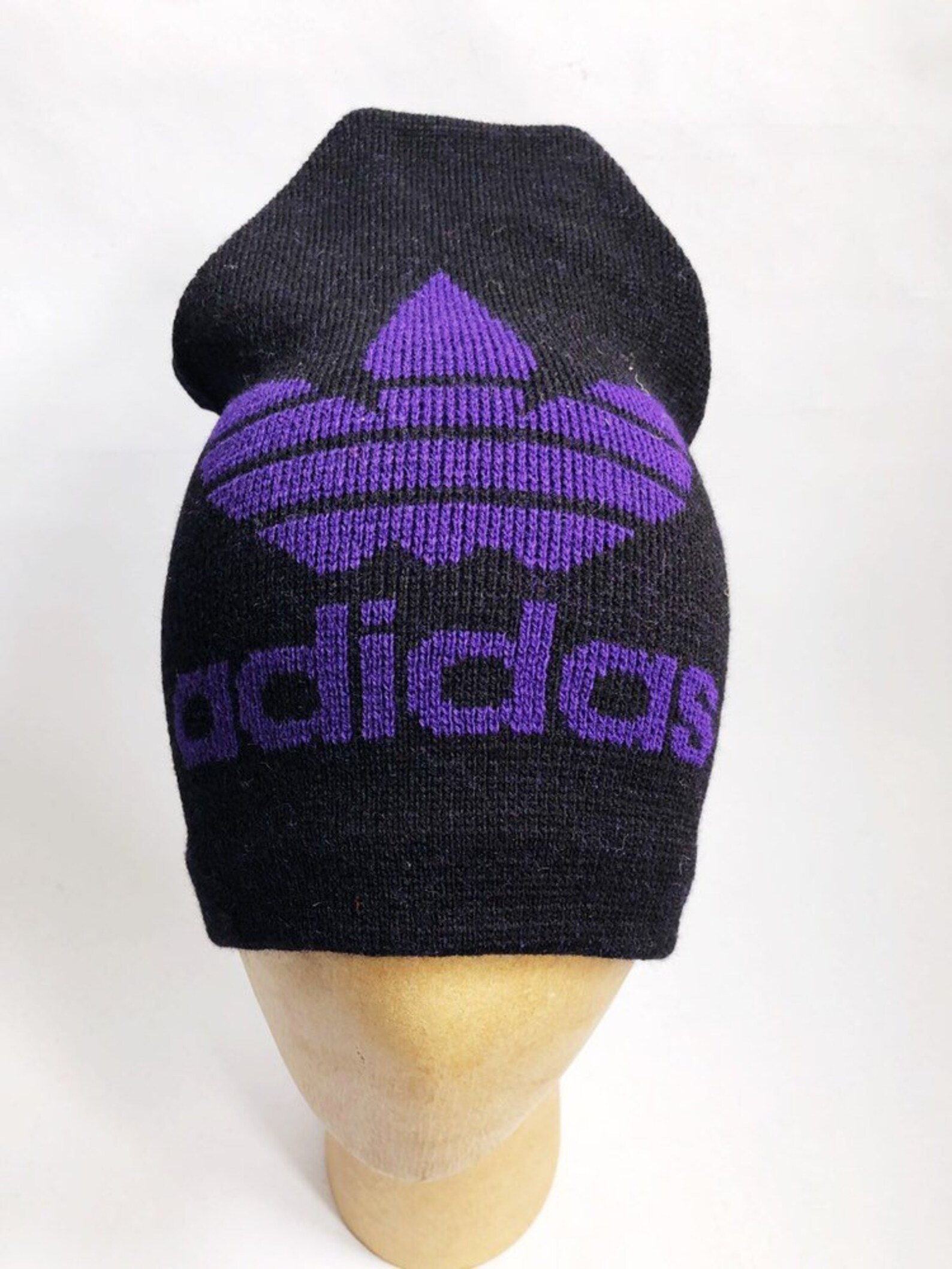 adidas skull cap beanie