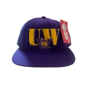 vintage washington huskies fitted hat adult size 7 3/8 deadstock NWT 90s made in USA