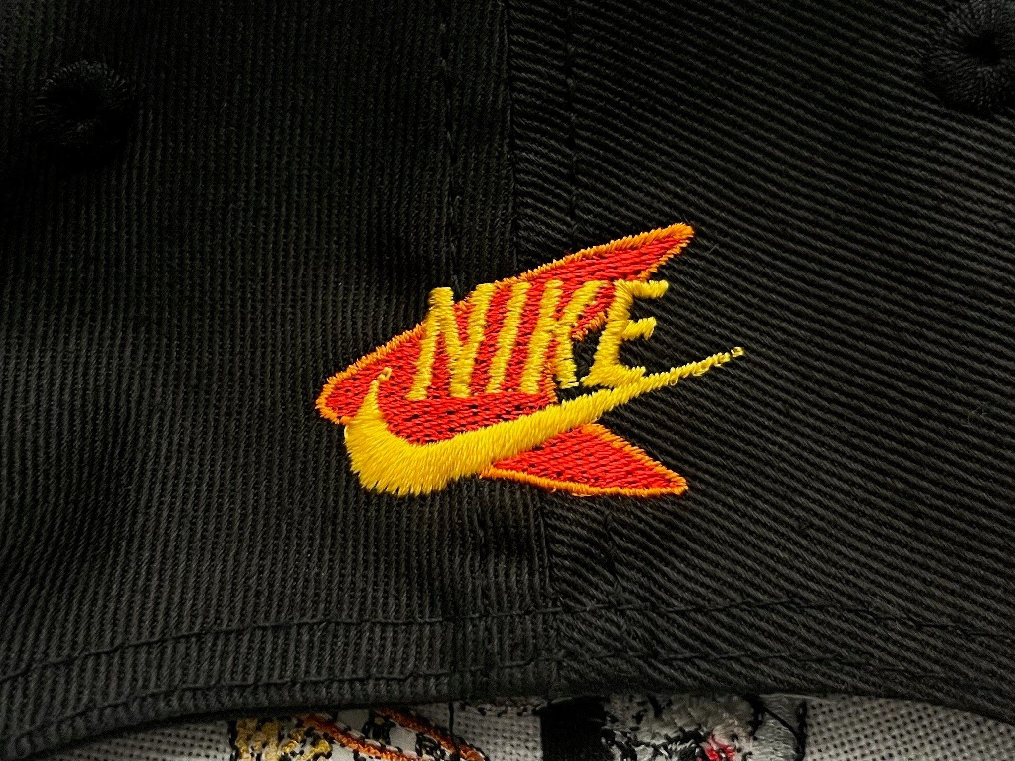 Vintage Nike Air Jordan 8 Hare Jordan Looney Tunes Snapback Hat
