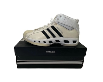 adidas gazelle silver green womens The North Face Womens Hedgehog Sneakers main image 0