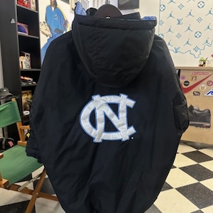 vintage north carolina tar heels UNC starter jacket coat mens size large 90s