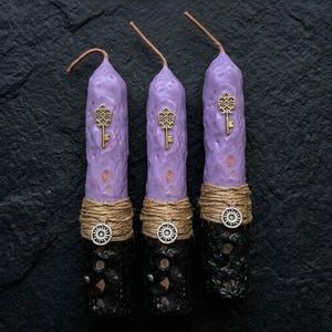 Ritual Beeswax Candle with Himalayan Salt for Cleansing, Protection & Intuition | Spell Candle