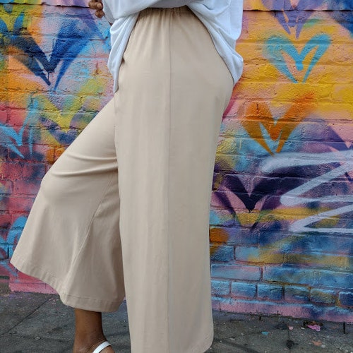 wide leg capri yoga pants