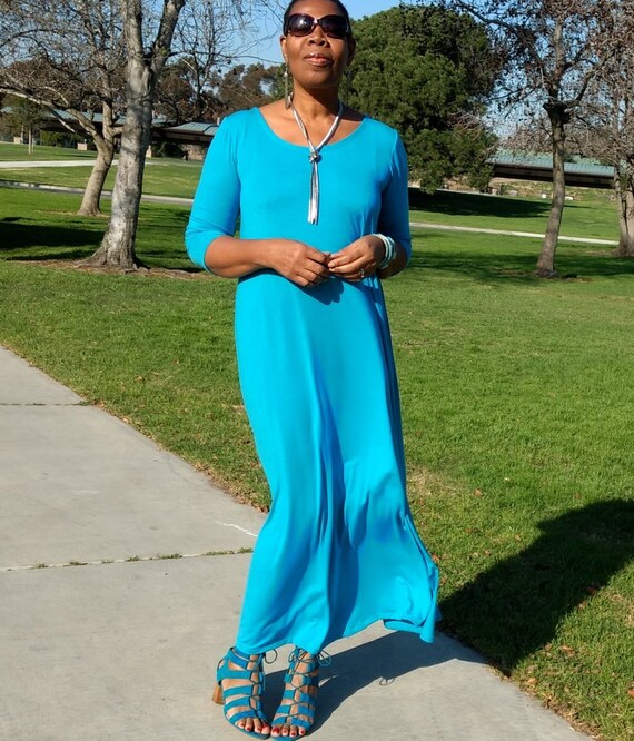 three quarter sleeve sleeve maxi dress