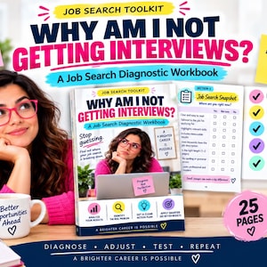 Può includere: Un quaderno di lavoro per la ricerca di lavoro intitolato Why Am I Not Getting Interviews? con una copertina che mostra una persona al computer, note adesive rosa e una tazza bianca. Il kit include 25 pagine di schede per diagnosticare problemi e creare piani d'azione per la carriera.