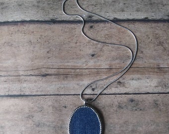 Denim Necklace, Oval Rope Edge Design