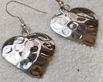 Native American Handmade Vintage Indigenous Sterling Silver Dappled Heart Earrings with French Hooks