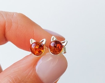 Amber Cat Stud Earrings, silver cute earrings for cat lover gift, cat jewelry small stud fun earrings, Baltic Amber Jewelry cat gifts