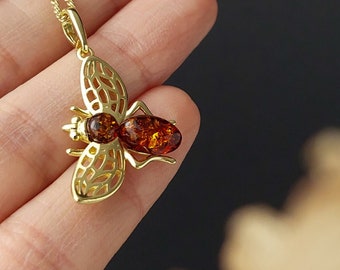 Natural Amber Gold Bee Necklace, Bee Jewelry in Sterling Silver and 24ct Gold Plate, gift for Mom, Boho Necklace, Bumble bee girlfriend gift