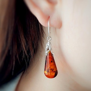 Long Silver Earrings with Amber drop, Vintage style gemstone earrings, Natural Baltic Amber Jewelry