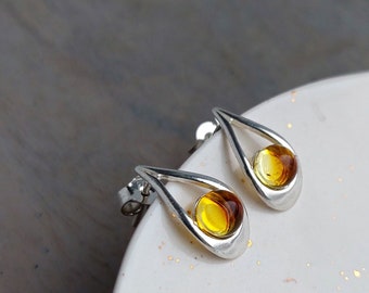 Dainty Baltic Amber Stud Earrings Natural Amber Studs Amber Earrings Silver Stud Minimalist Earring Everyday Earrings gift for girlfriend