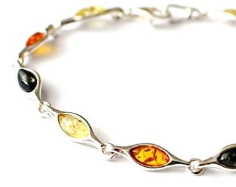 Amber bracelet with silver, bracelet with natural Baltic amber, gemstone link chain bracelet, gift for mum, dainty bracelet