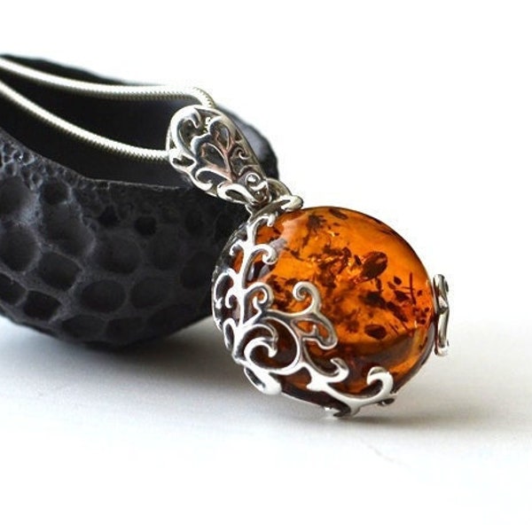 Silver floral amber Pendant crystal Necklace Silver 925 Necklace gift for wife amber Jewelry gift for her everyday necklace flower necklace