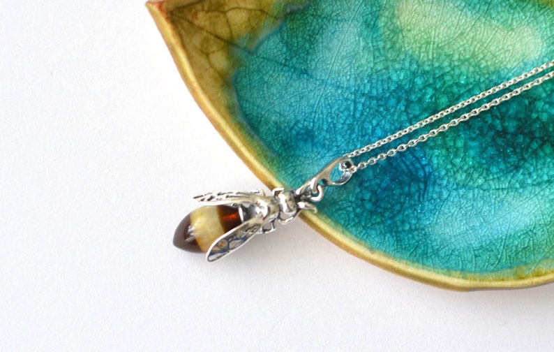 Bee Jewelry Natural Jewelry Insect Jewelry amber bee Healing Amber Hornet Pendant Baltic Amber Hornet Bee Necklace Bee pendant
