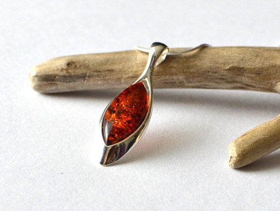 Best amber jewelry store