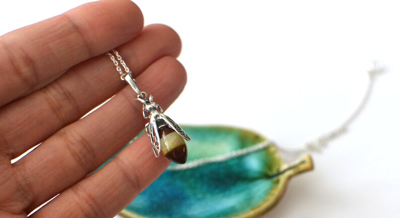 Bee Jewelry Natural Jewelry Insect Jewelry amber bee Healing Amber Hornet Pendant Baltic Amber Hornet Bee Necklace Bee pendant