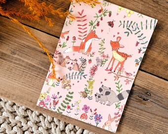 Set of Dutch invitation cards for a children's party in a forest animal theme