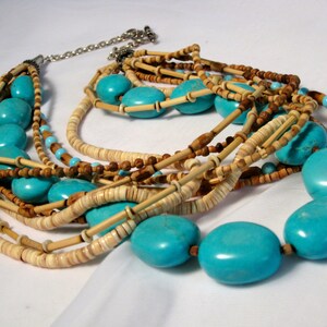 **Large Triple Strand Natural Turquoise & Wood Collar Necklace 252x