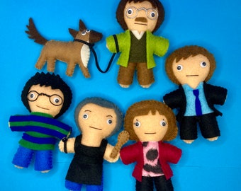 Friday Night Dinner Inspired Felt Figures -  all five 4.5” characters + Wilson