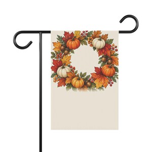 Bandeira de jardim personalizada para o outono, bandeira de jardim personalizada com coroa de outono e nome da família, decoração de varanda dupla face 12x18 para o Dia de Ação de Graças