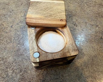 Square Acacia Wood Salt Cellar with Magnetic Swivel Lid