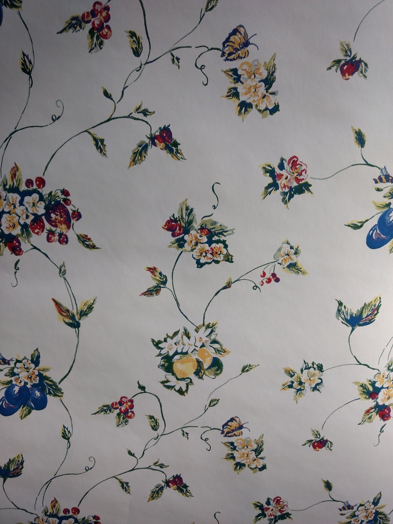 Vintage Full Roll of York Wallpaper / Wallcovering White With Fruit and
