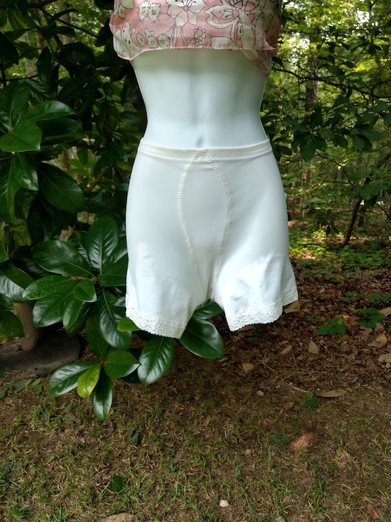 ca. Late 1950s, Early 1960s Deadstock Bra, Powernet Shaper Girdle Pant –  Jumblelaya Vintage