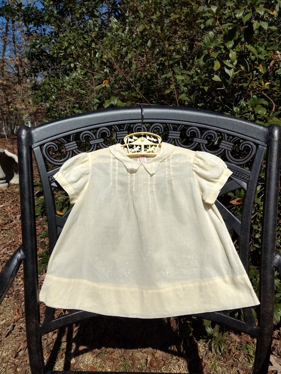 Vintage Baby / Little Girl's Yellow & White Dress 