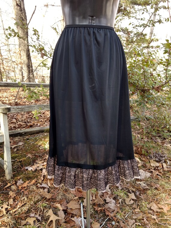 Vintage Black with Blush Pink and Black Ruffle Lo… - image 5