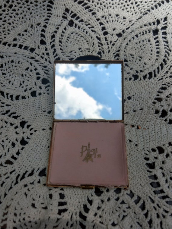 Vintage  Pegi Paris Brushed Gold Mirrored Powder … - image 2