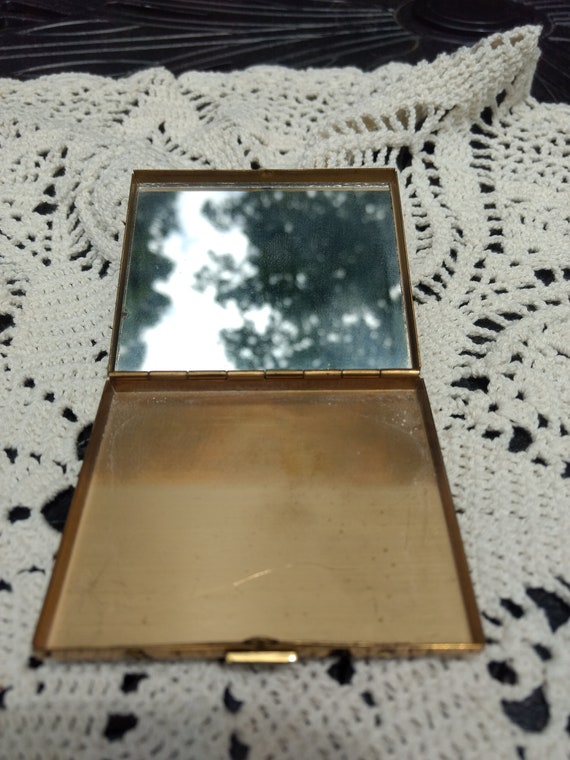 Vintage  Pegi Paris Brushed Gold Mirrored Powder … - image 9