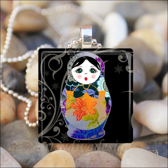 RUSSIAN NESTING DOLL Matryoshka Babushka Russian Stacking Dolls Glass Tile  Pendant Necklace Keyring Design