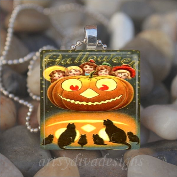 VINTAGE CITROUILLE D’HALLOWEEN Jack o Lanterne Chat Noir Bats Lune Carreaux de Verre Pendentif Collier Porte-clés