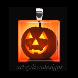 JACK O LANTERN Halloween Fall Autumn Pumpkin Glass Tile Pendant Necklace Keyring image 1