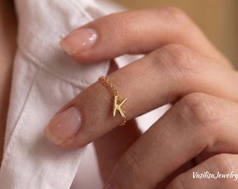 Initialen-Kettenring, personalisierter Buchstabenring aus Sterlingsilber, zierlicher Anhängerring, minimalistischer Stapelschmuck, Geschenk für Sie