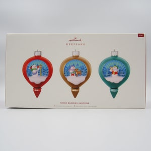 2019 Hallmark Ornament Set Snow Buddies Surprise Limited Edition QGP2199