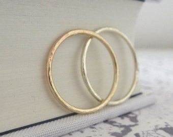 9ct Yellow Gold Wedding Ring - 1.2mm Slim Yellow Gold Band - Hammered or Smooth - Skinny Band Ring