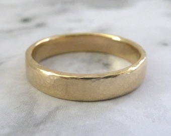 Men's Wedding Ring - Solid Recycled 9ct Gold