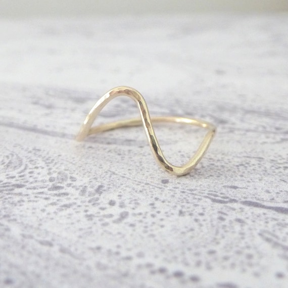 9ct Yellow Gold Ring: Hammered Skinny Band, Wave Design