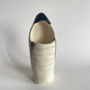 Lady vase with blue stripes image 3