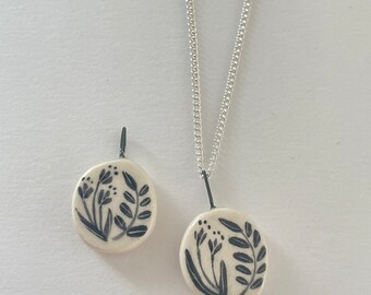 Botanical oval charm necklace