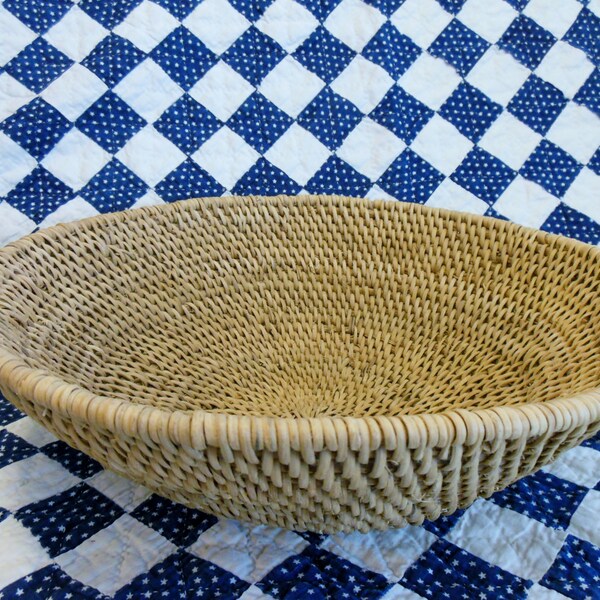 ANTIQUE BASKET * Early 1900's Hand Woven Basket Bowl * Natural Wicker * Heirloom * Early American