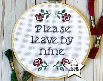 Veuillez partir par neuf motif de point de croix : broderie florale (téléchargement numérique)
