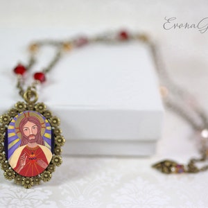 Jewelry Handmade Art Pendent Necklace &quot;The Secret Heart of Jesus&quot;, Beautiful Vintage Cabochon Style Pendant by Evona