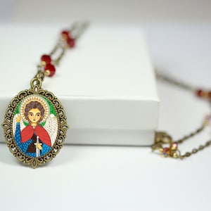 Bijoux fait main, pendentif d&#39;art catholique, collier Saint-Michel Archange, cadeau de confirmation, pendentif, cadeau pour elle, chaîne, par Evona