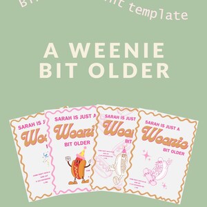 Op de afbeelding: Een set van vier rechthoekige verjaardagssjablonen op een lichtgroene achtergrond. Elke witte kaart heeft een golvende rand en de tekst "SARAH IS JUST A WEENIE BIT OLDER" in een retro lettertype, vergezeld van illustraties van hotdogs.