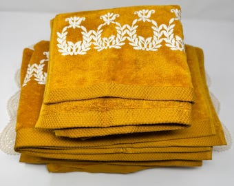Vintage Springmaid Mustard Gold Towel Set of 4, White Embroidered Floral, 1970s Retro Bathroom Decor, Made in USA