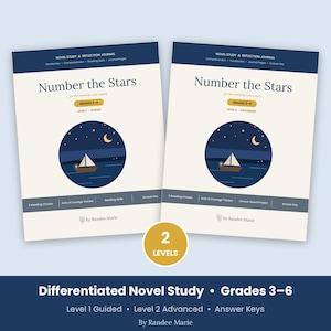 Puede incluir: Dos diarios de estudio y reflexi&oacute;n de la novela Number the Stars de Randee Marie. Un cuaderno es para los grados 2-4, nivel 1 guiado, y el otro para los grados 5-6, nivel 2 avanzado. Ambos presentan una ilustraci&oacute;n circular de un velero.