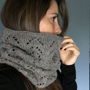KNITTING PATTERN the MIRIAM // Classic Lace Cowl // Includes Written ...