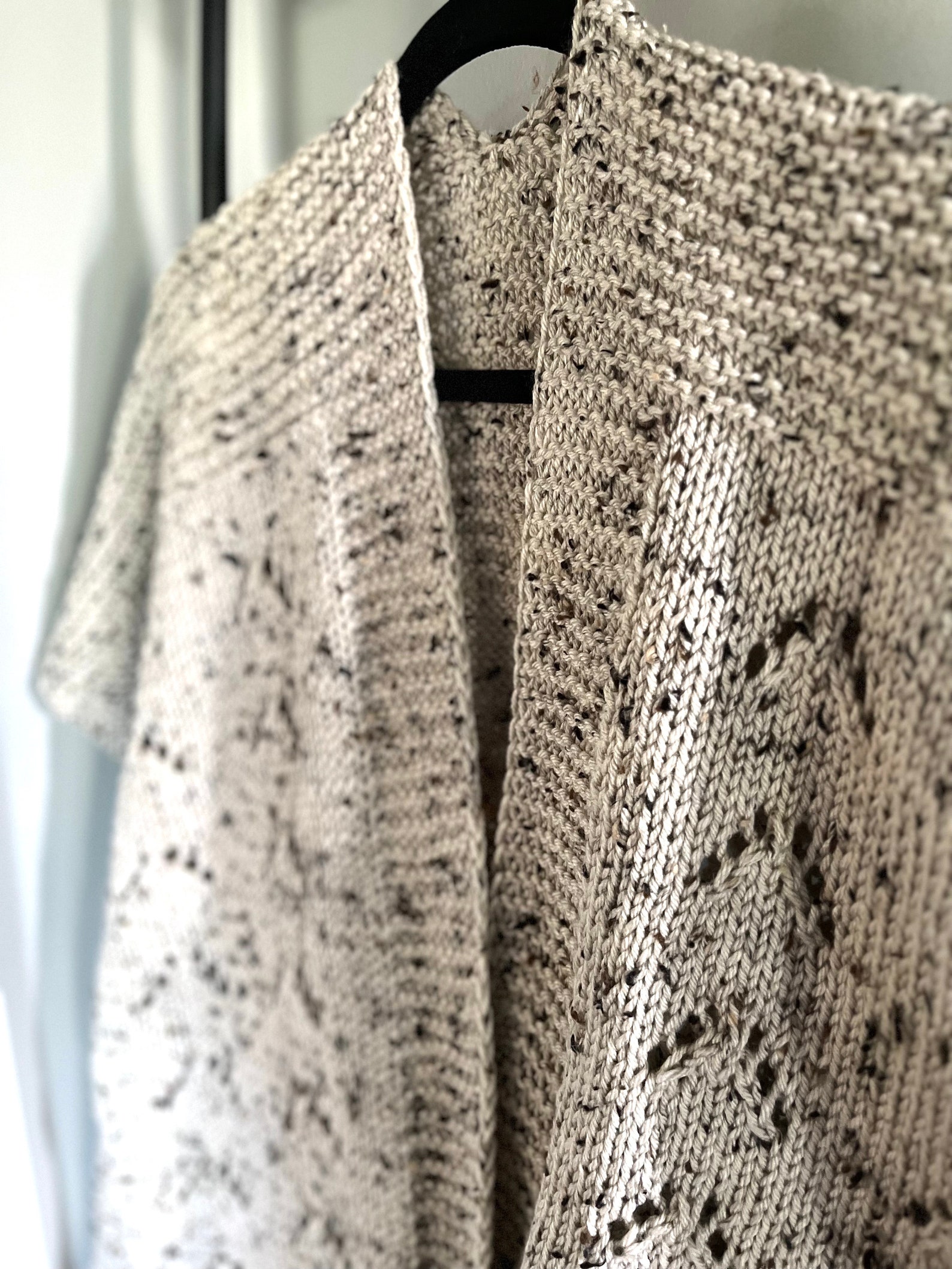 Eyelet Ruana Vanessaknits Knitting PATTERN - Miriam Ruana / Lion Brand / Eyelet Lace ...